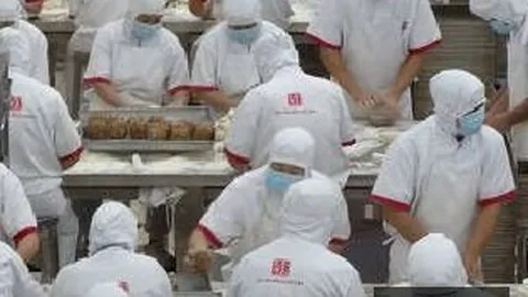 姆巴佩：巴黎两度夺冠背后的足球智慧，专业视角下的豪门对决